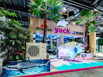 stand menuisé avec mezzanine Yack sur Interclima